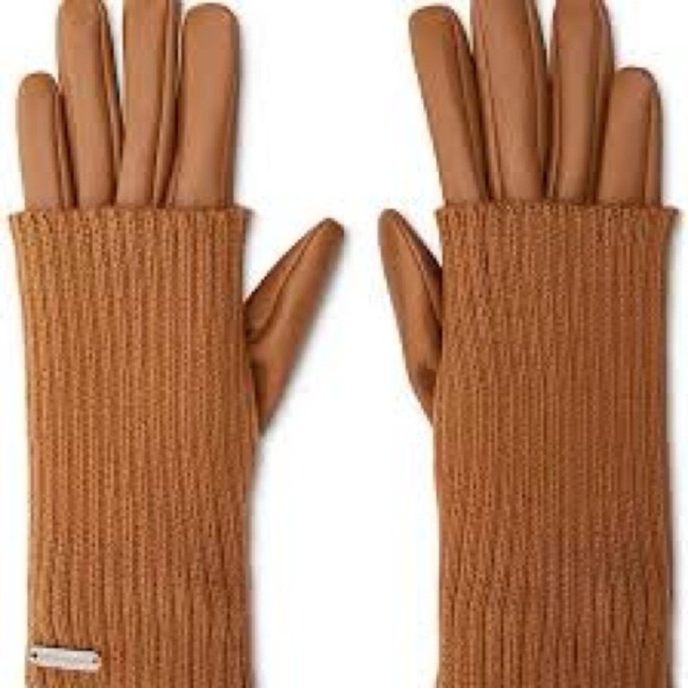 Steve Madden Brown Knit Gloves